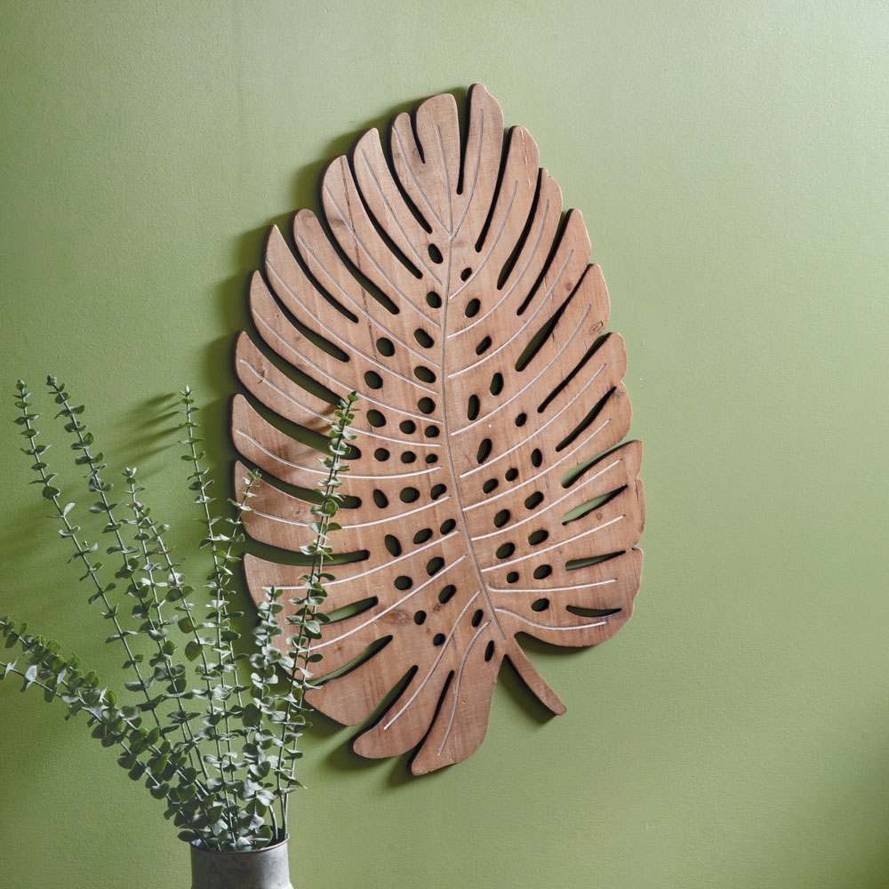 CTW Home Collection Tropical Monstera Leaf Wooden Wall Decor