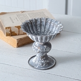 CTW Home Collection Distressed-Metal Daisy-Shaped Cups (Box of 4)