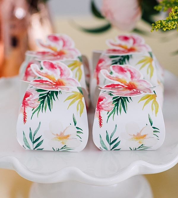 Uniquely-Shaped Paper Favor Boxes - Tropical Floral (Set of 10)