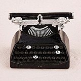 Vintage Typewriter-Shaped Place Card Holders (Package of 6)