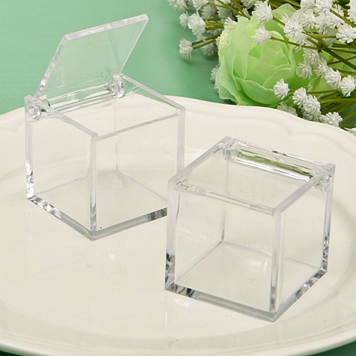 FashionCraft Perfectly Plain Collection Clear Acrylic Cube-Shaped Box