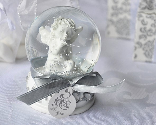 Artisano Designs "Angel Kisses" Cherub Snow Globe Favor (629254000187)