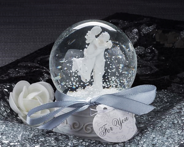 Artisano Designs "Forever In Love" Couple Snow Globe Favor